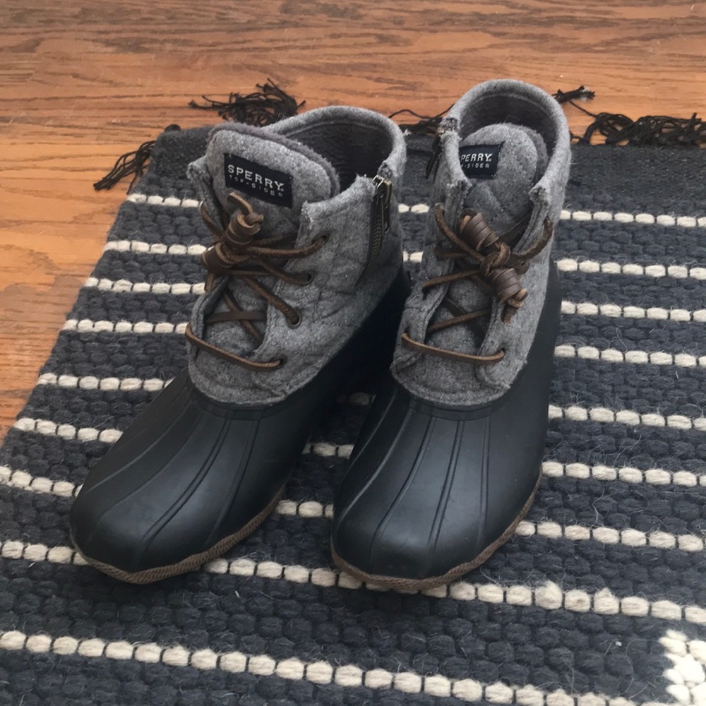 Sperry Saltwater waterproof rain boots